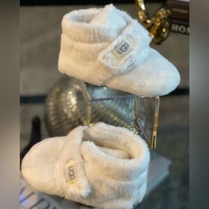 Infant UGG Slipper - White